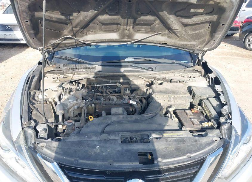 Photo 10 of 2017 Nissan Altima 2.5/2.5 S/2.5 SL/2.5 SR/2.5 SV (VIN 1N4AL3AP5HN316393)