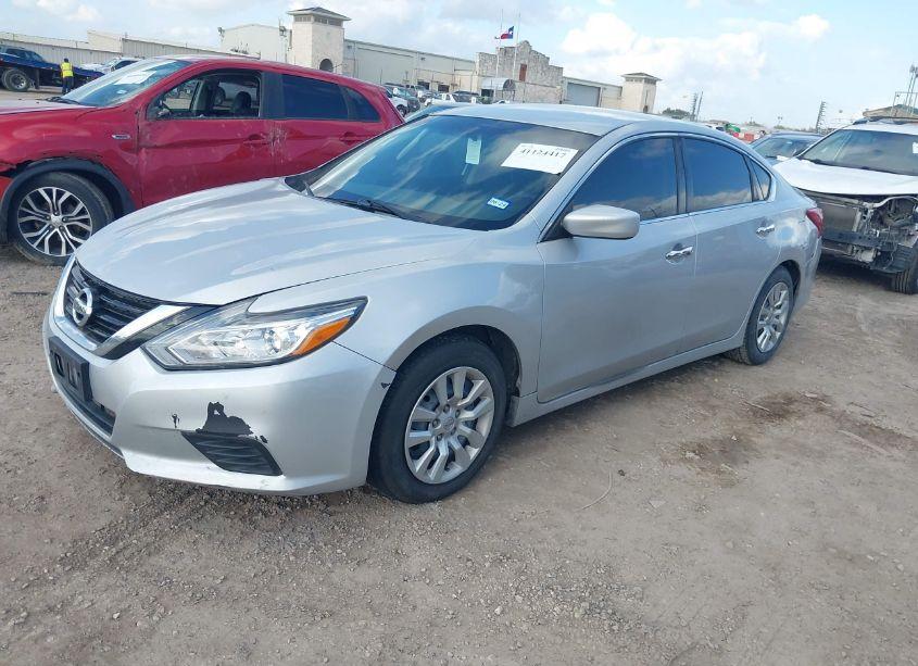 Photo 2 of 2017 Nissan Altima 2.5/2.5 S/2.5 SL/2.5 SR/2.5 SV (VIN 1N4AL3AP5HN316393)