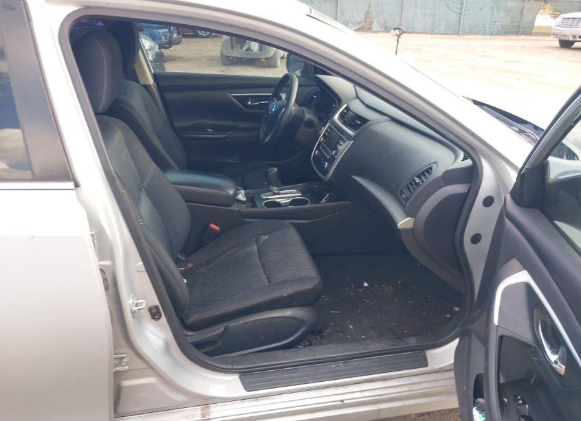 Photo 5 of 2017 Nissan Altima 2.5/2.5 S/2.5 SL/2.5 SR/2.5 SV (VIN 1N4AL3AP5HN316393)