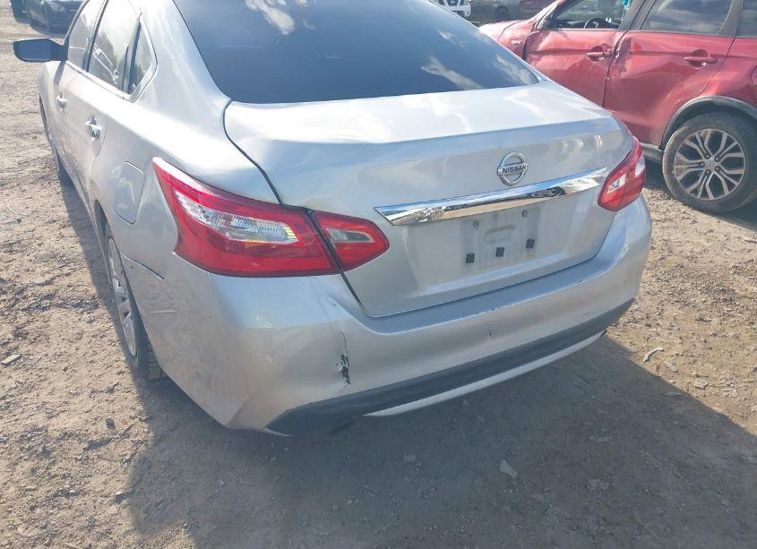 Photo 6 of 2017 Nissan Altima 2.5/2.5 S/2.5 SL/2.5 SR/2.5 SV (VIN 1N4AL3AP5HN316393)