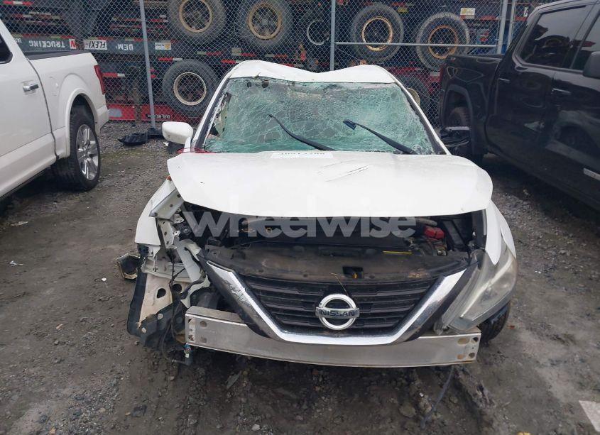 Photo 11 of 2017 Nissan Altima 2.5 S (VIN 1N4AL3AP5HN329645)