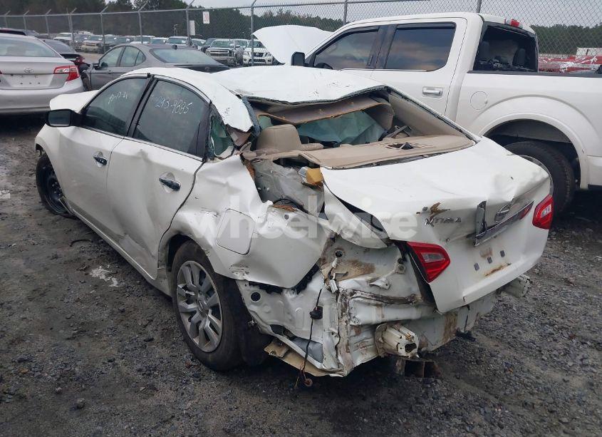 Photo 3 of 2017 Nissan Altima 2.5 S (VIN 1N4AL3AP5HN329645)