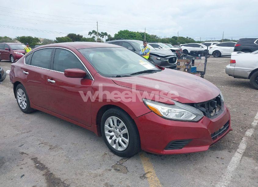 2017 Nissan Altima 2.5 S (VIN 1N4AL3AP5HN335462) main photo