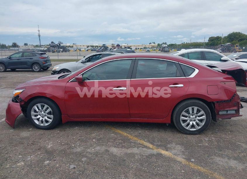 Photo 15 of 2017 Nissan Altima 2.5 S (VIN 1N4AL3AP5HN335462)