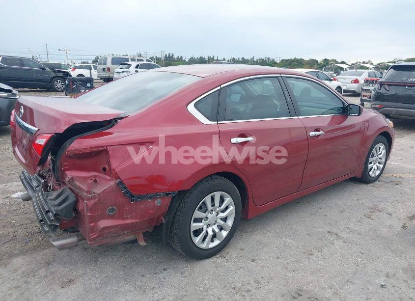 Photo 4 of 2017 Nissan Altima 2.5 S (VIN 1N4AL3AP5HN335462)