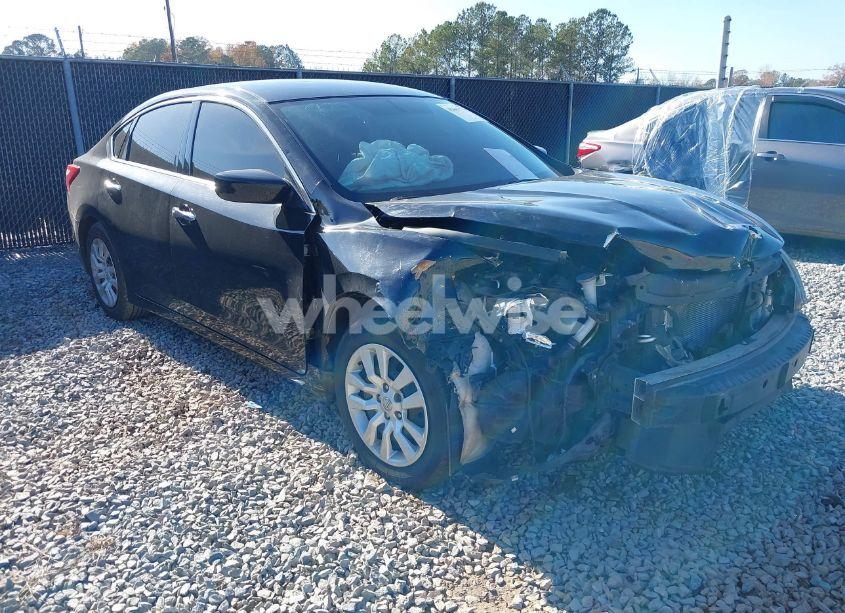 2017 Nissan Altima 2.5 S (VIN 1N4AL3AP5HN337454) main photo