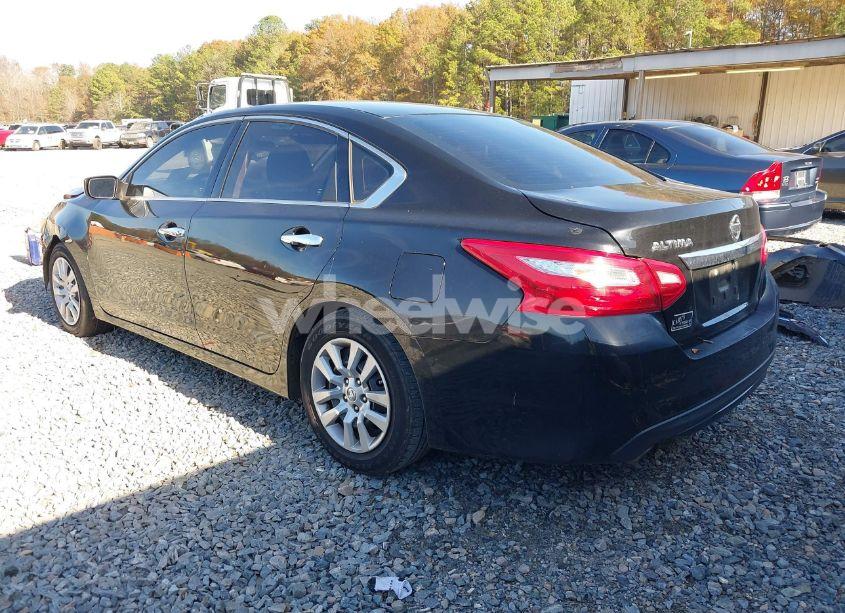 Photo 3 of 2017 Nissan Altima 2.5 S (VIN 1N4AL3AP5HN337454)