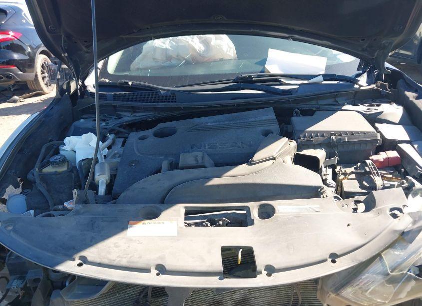 Photo 10 of 2017 Nissan Altima 2.5 SR (VIN 1N4AL3AP5HN341634)