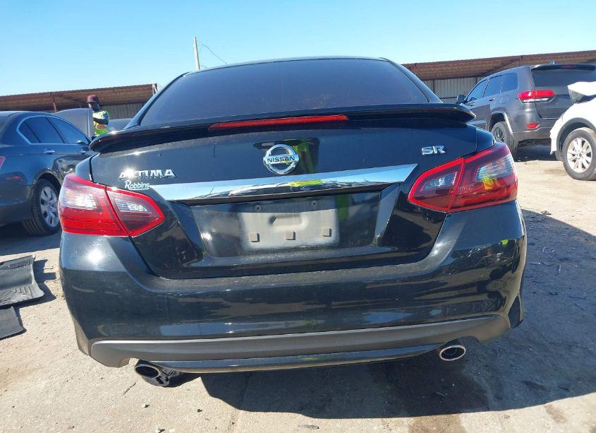 Photo 16 of 2017 Nissan Altima 2.5 SR (VIN 1N4AL3AP5HN341634)