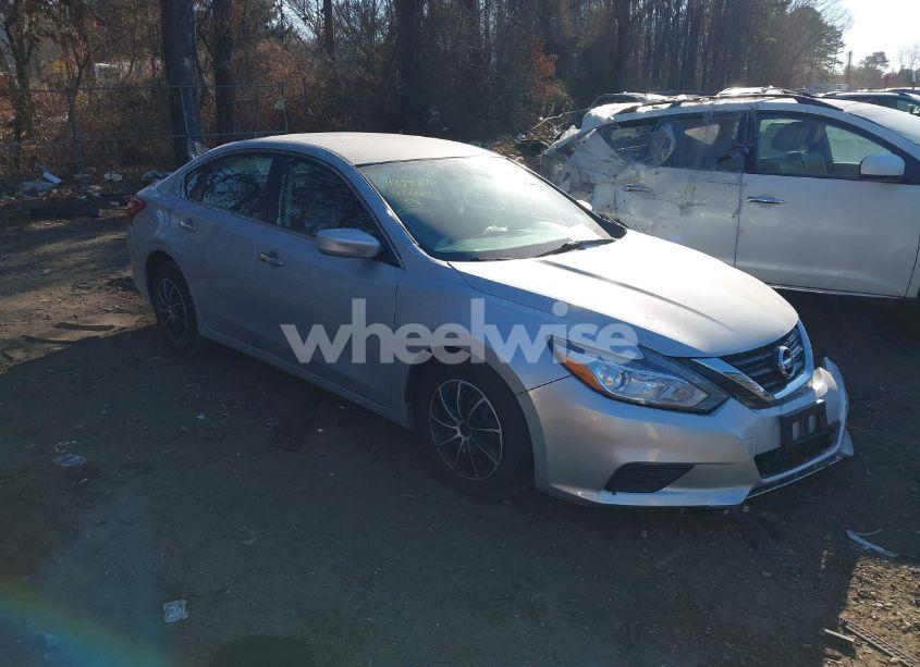 2017 Nissan Altima 2.5 S (VIN 1N4AL3AP5HN344047) main photo