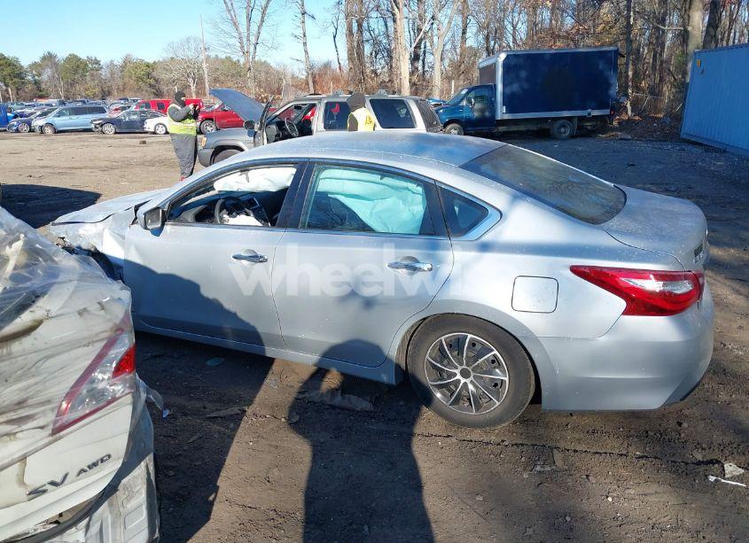Photo 14 of 2017 Nissan Altima 2.5 S (VIN 1N4AL3AP5HN344047)