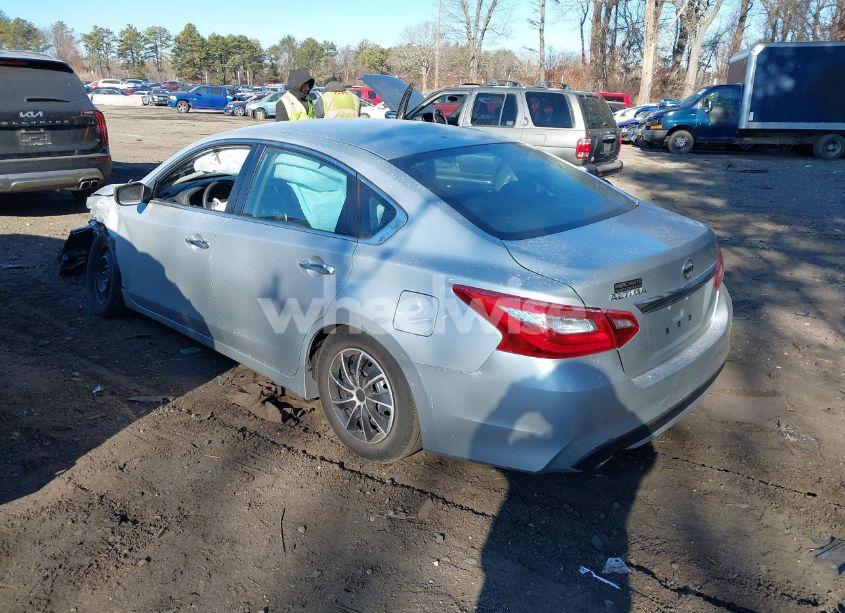 Photo 3 of 2017 Nissan Altima 2.5 S (VIN 1N4AL3AP5HN344047)