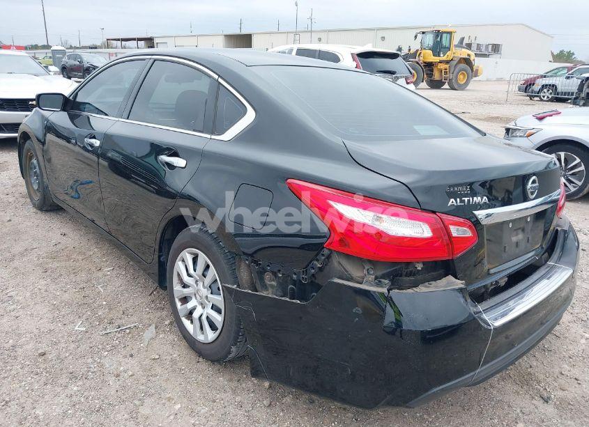 Photo 3 of 2017 Nissan Altima 2.5 S (VIN 1N4AL3AP5HN345537)