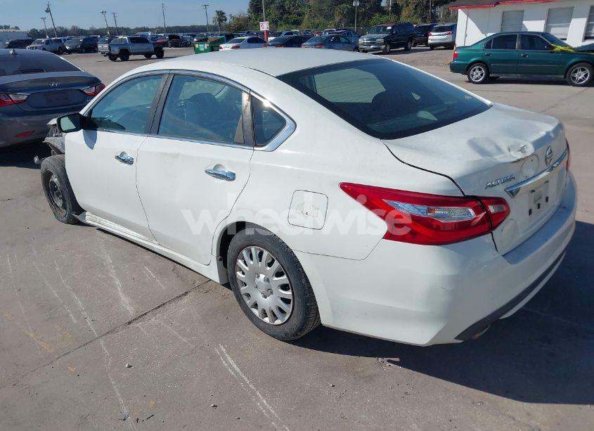 Photo 3 of 2017 Nissan Altima 2.5 S (VIN 1N4AL3AP5HN346994)