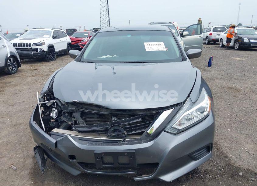 Photo 12 of 2017 Nissan Altima 2.5 S (VIN 1N4AL3AP5HN350673)