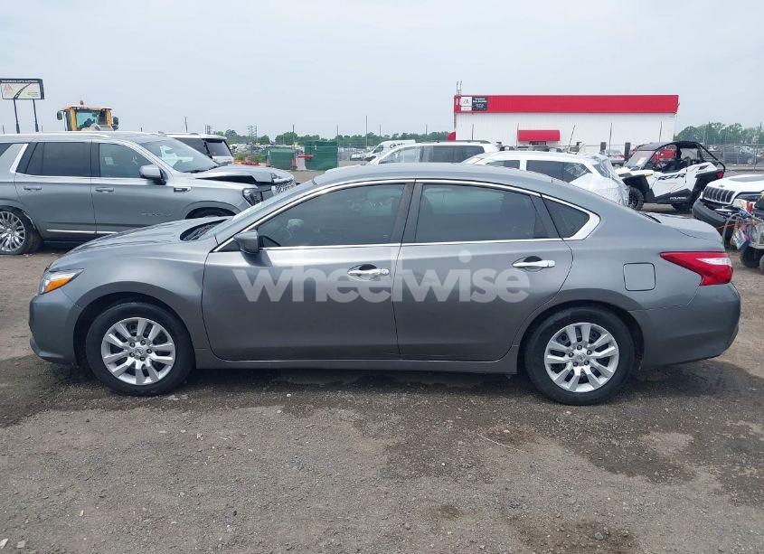 Photo 14 of 2017 Nissan Altima 2.5 S (VIN 1N4AL3AP5HN350673)