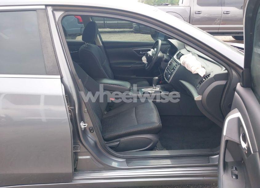 Photo 5 of 2017 Nissan Altima 2.5 S (VIN 1N4AL3AP5HN350673)