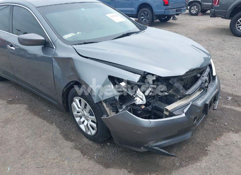 Photo 6 of 2017 Nissan Altima 2.5 S (VIN 1N4AL3AP5HN350673)