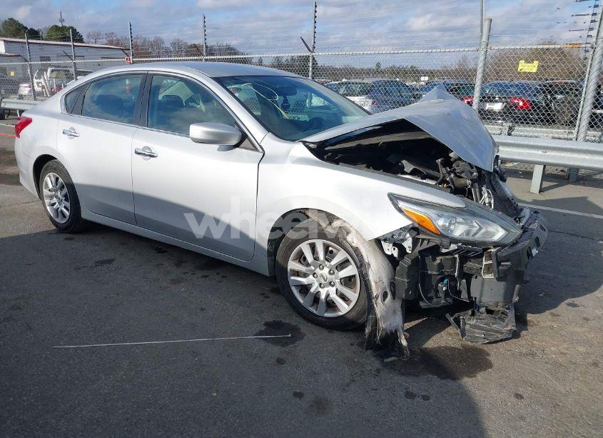 2017 Nissan Altima 2.5 S (VIN 1N4AL3AP5HN354769) main photo