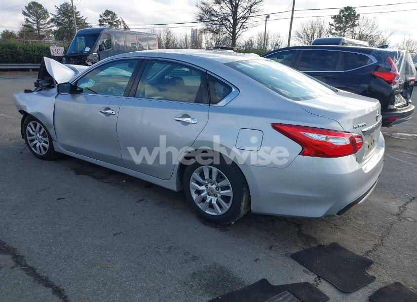 Photo 3 of 2017 Nissan Altima 2.5 S (VIN 1N4AL3AP5HN354769)