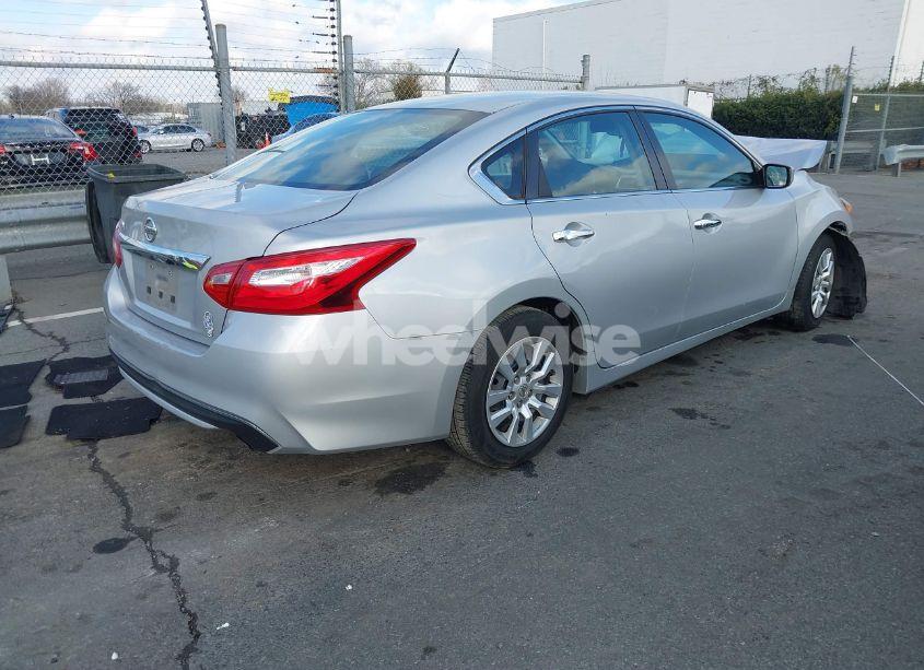 Photo 4 of 2017 Nissan Altima 2.5 S (VIN 1N4AL3AP5HN354769)