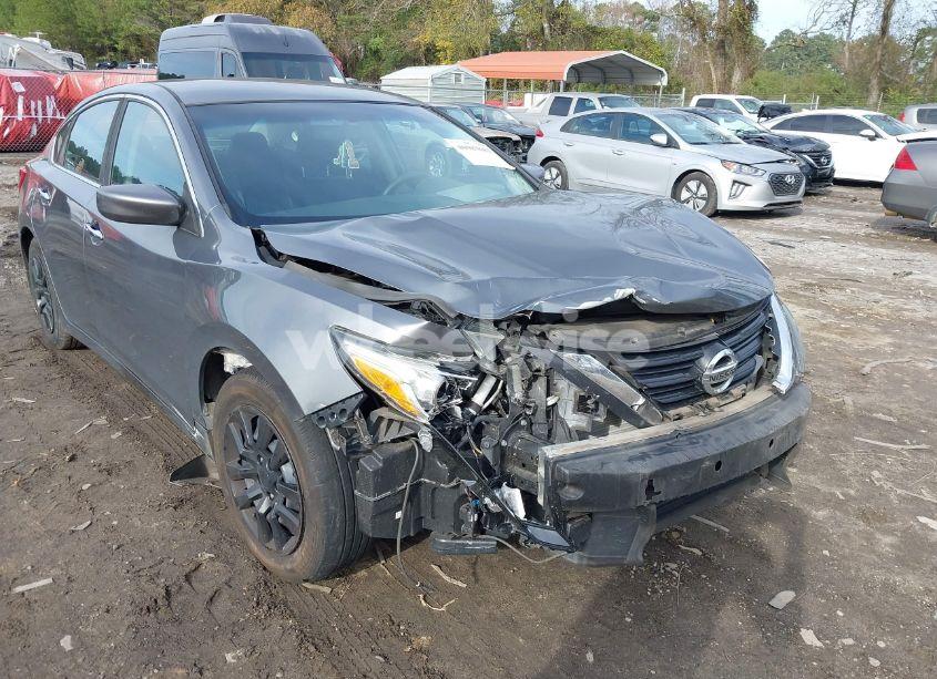 Photo 6 of 2018 Nissan Altima 2.5 S (VIN 1N4AL3AP5JC104613)