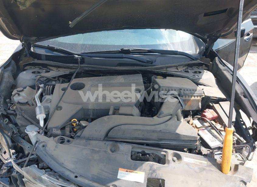 Photo 10 of 2018 Nissan Altima 2.5 SR (VIN 1N4AL3AP5JC136977)