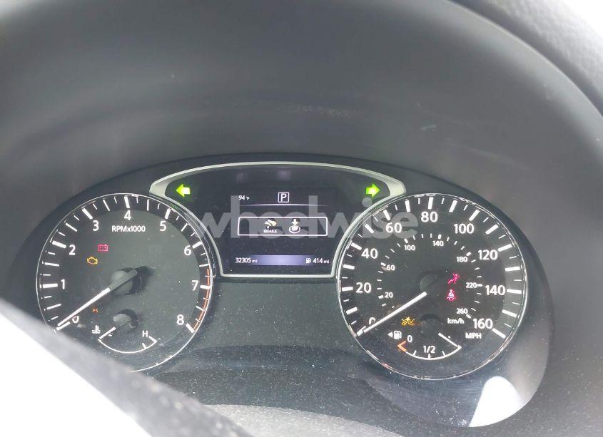 Photo 7 of 2018 Nissan Altima 2.5 SR (VIN 1N4AL3AP5JC136977)