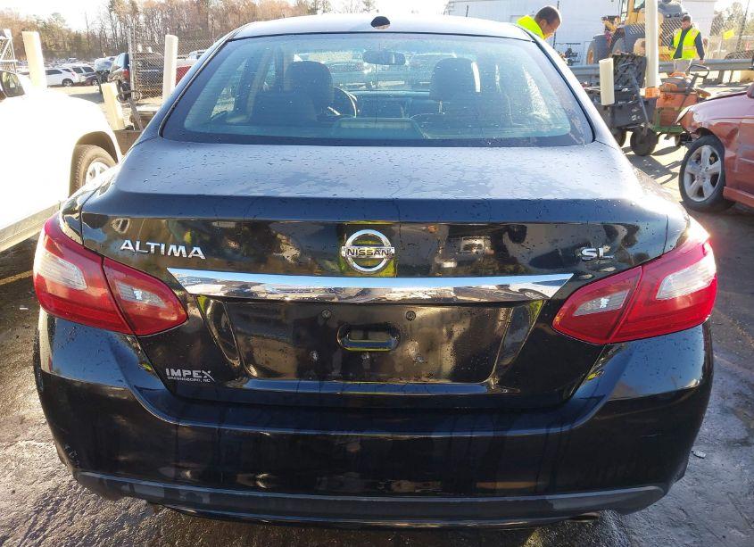 Photo 16 of 2018 Nissan Altima 2.5 SL (VIN 1N4AL3AP5JC156632)