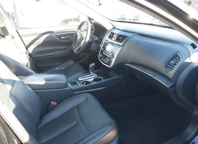 Photo 5 of 2018 Nissan Altima 2.5 SL (VIN 1N4AL3AP5JC156632)
