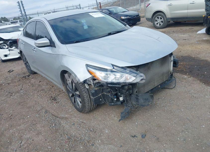 Photo 18 of 2018 Nissan Altima 2.5 SL (VIN 1N4AL3AP5JC161118)