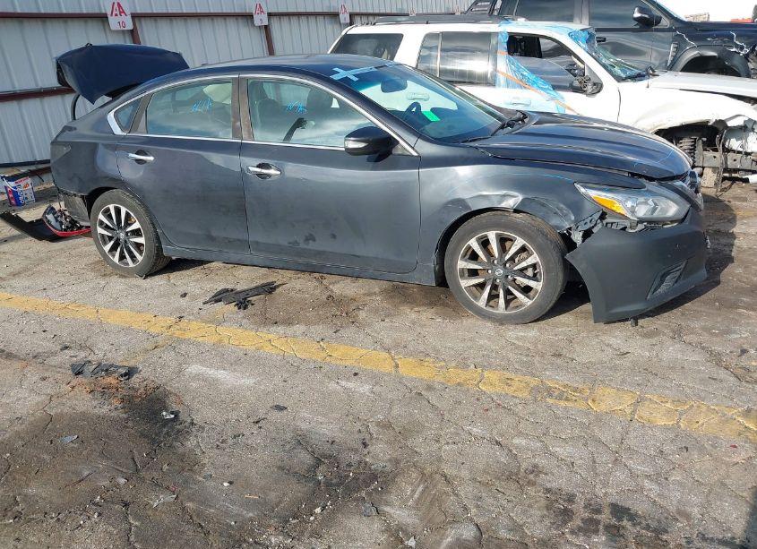 Photo 13 of 2018 Nissan Altima 2.5 SL (VIN 1N4AL3AP5JC164875)