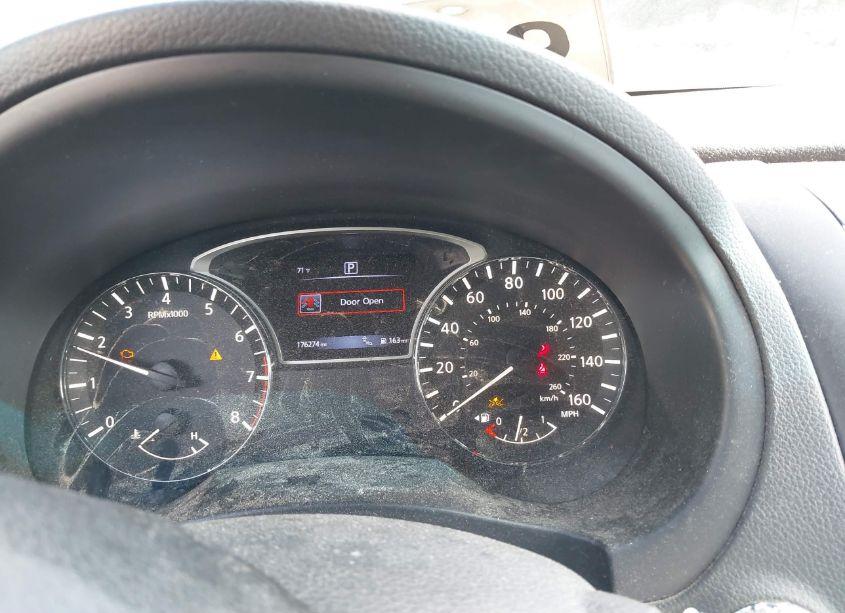 Photo 7 of 2018 Nissan Altima 2.5 SL (VIN 1N4AL3AP5JC164875)