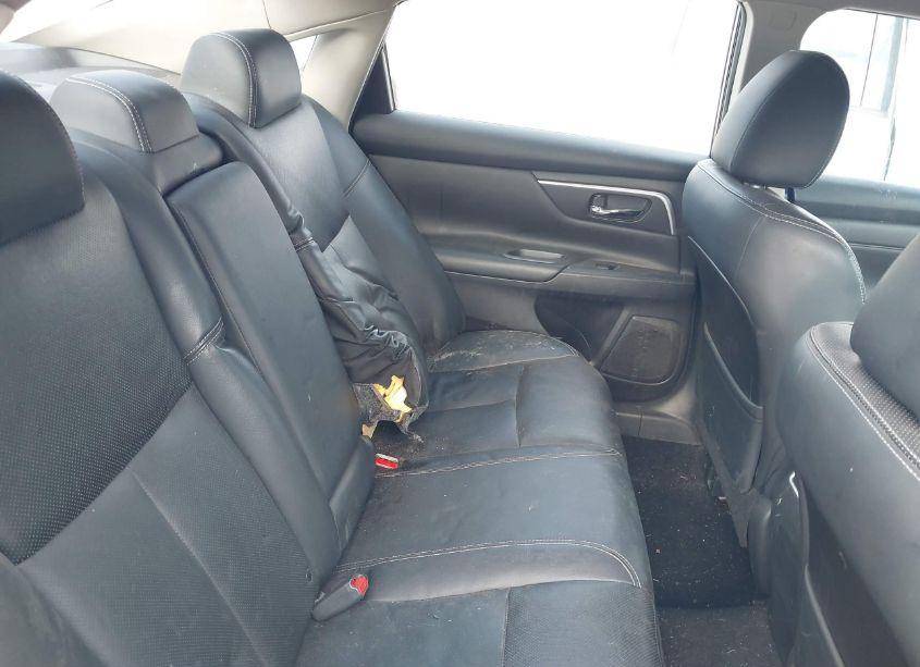 Photo 8 of 2018 Nissan Altima 2.5 SL (VIN 1N4AL3AP5JC164875)