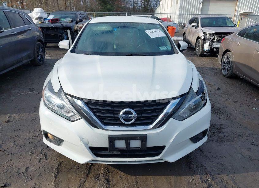 Photo 12 of 2018 Nissan Altima 2.5 SL (VIN 1N4AL3AP5JC170904)