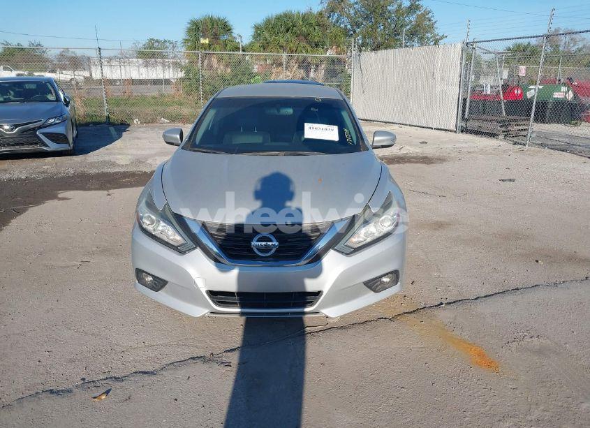 Photo 12 of 2018 Nissan Altima 2.5 SL (VIN 1N4AL3AP5JC171504)