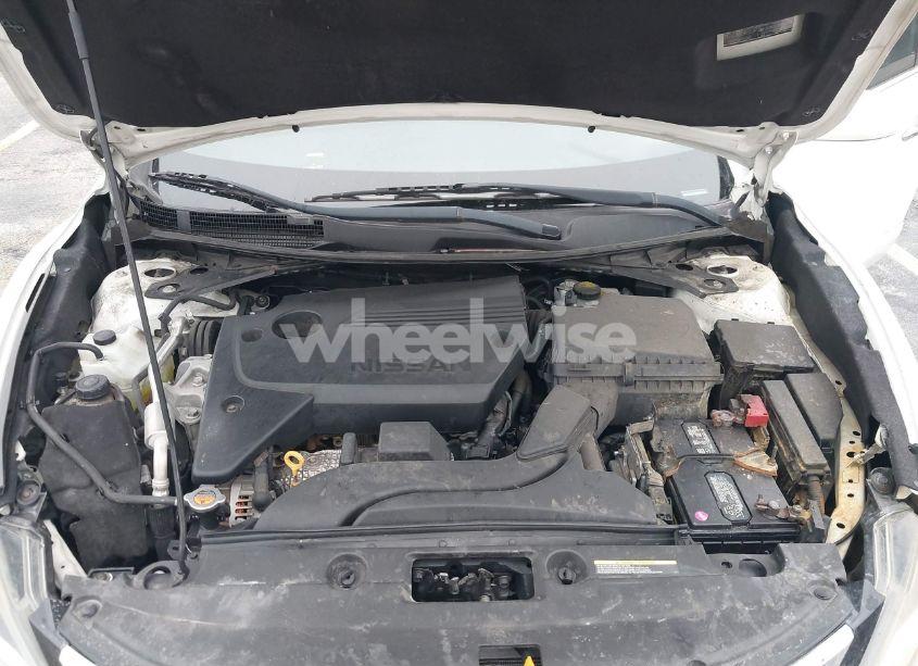 Photo 10 of 2018 Nissan Altima 2.5 S (VIN 1N4AL3AP5JC179473)