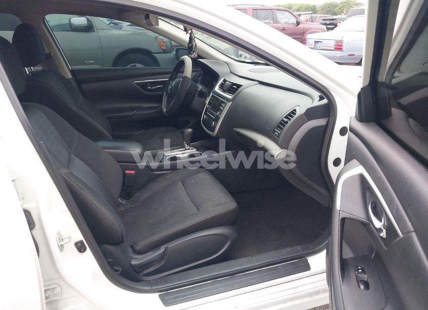 Photo 5 of 2018 Nissan Altima 2.5 S (VIN 1N4AL3AP5JC179473)