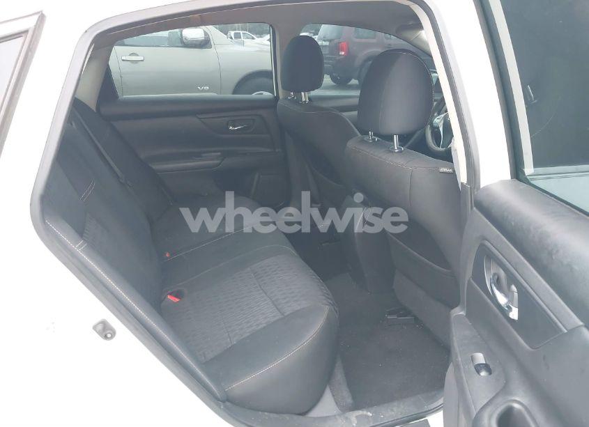 Photo 8 of 2018 Nissan Altima 2.5 S (VIN 1N4AL3AP5JC179473)