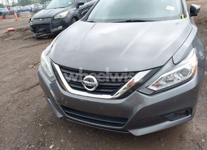 Photo 12 of 2018 Nissan Altima 2.5 SL (VIN 1N4AL3AP5JC183605)