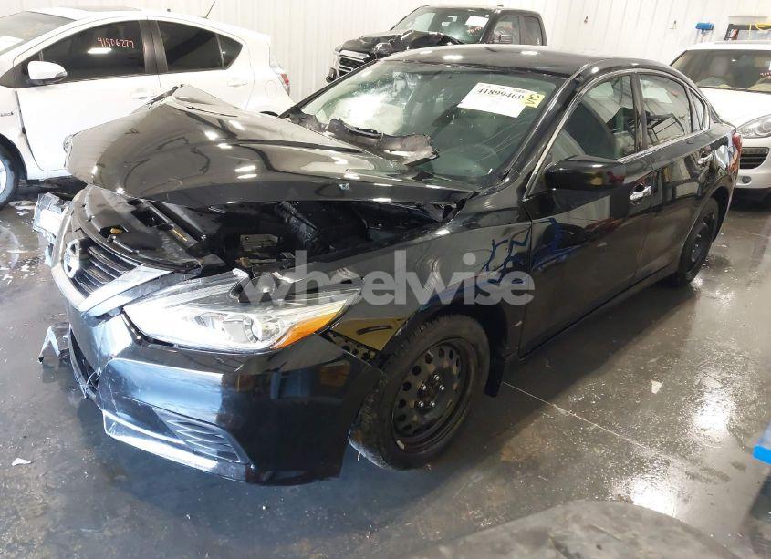 Photo 2 of 2018 Nissan Altima 2.5 S (VIN 1N4AL3AP5JC185905)