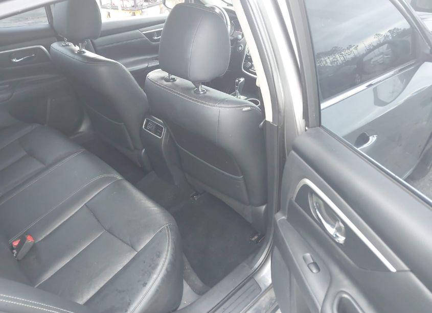 Photo 8 of 2018 Nissan Altima 2.5 SL (VIN 1N4AL3AP5JC191297)