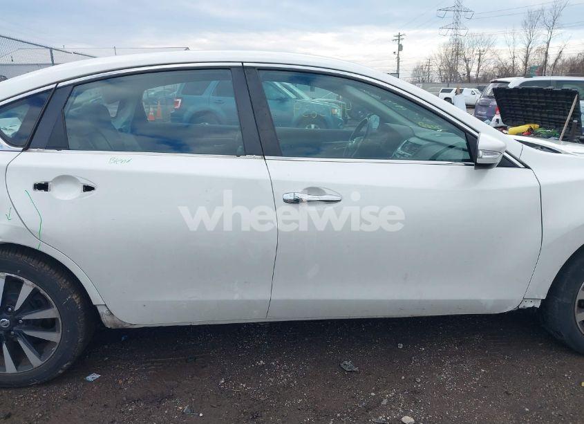 Photo 14 of 2018 Nissan Altima 2.5 SL (VIN 1N4AL3AP5JC192434)