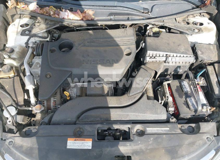 Photo 10 of 2018 Nissan Altima 2.5 SR (VIN 1N4AL3AP5JC192644)