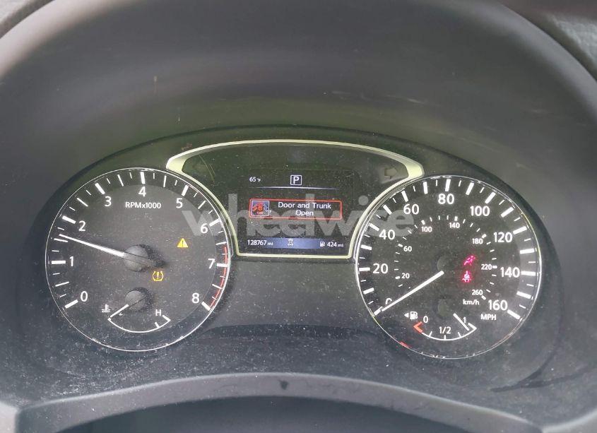 Photo 7 of 2018 Nissan Altima 2.5 SR (VIN 1N4AL3AP5JC192644)