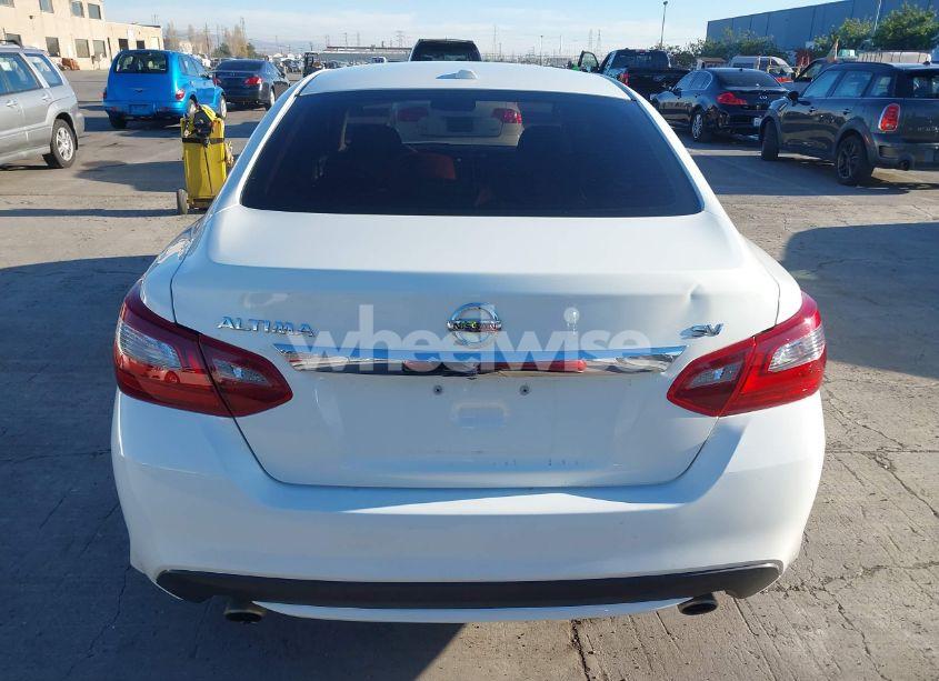 Photo 16 of 2018 Nissan Altima 2.5 SV (VIN 1N4AL3AP5JC192742)