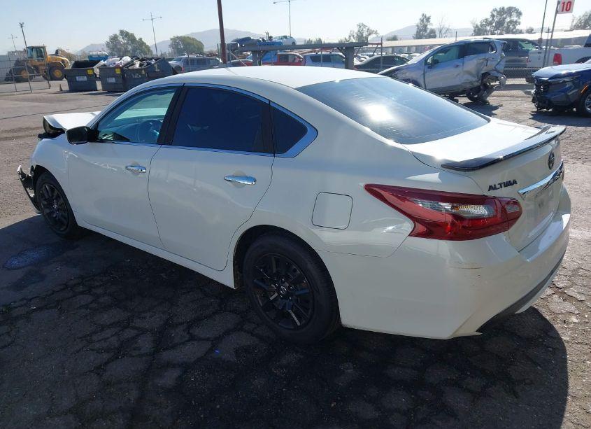 Photo 3 of 2018 Nissan Altima 2.5 S (VIN 1N4AL3AP5JC196631)