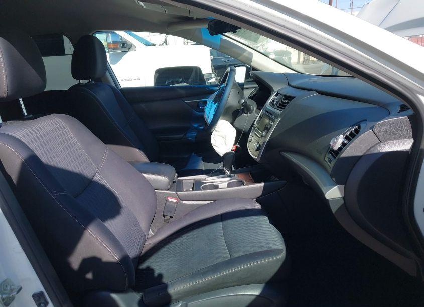 Photo 5 of 2018 Nissan Altima 2.5 S (VIN 1N4AL3AP5JC196631)