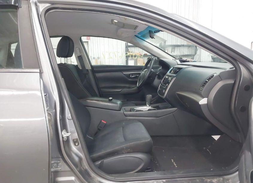 Photo 5 of 2018 Nissan Altima 2.5 S (VIN 1N4AL3AP5JC201052)