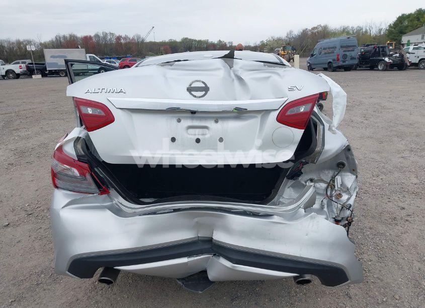 Photo 17 of 2018 Nissan Altima 2.5 SV (VIN 1N4AL3AP5JC206896)